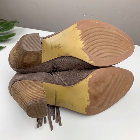 Steve Madden Ohio Western Ankle Boots Fringe Taupe Suede Heeled Women's 8.5 - Picture 14 of 14